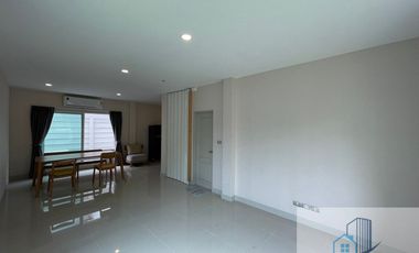 Single house 63.4 sq.w. in front of Centro garden Phahon-Vibhavadi, Khlong Luang