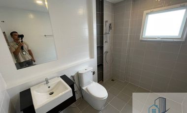 Single house 63.4 sq.w. in front of Centro garden Phahon-Vibhavadi, Khlong Luang