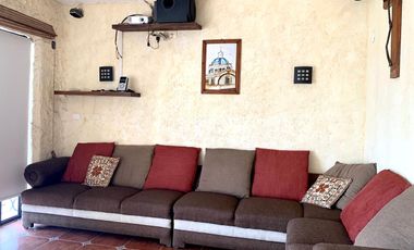 RENTA CASA AMPLIA EN 2 NIVELES, 5 RECAMARAS JARDIN, ALBERCA, LA CARCAÑA CERCA DEL C.C. EXPLANADA, SAN PEDRO CHOLULA