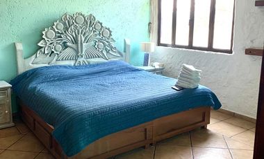 RENTA CASA AMPLIA EN 2 NIVELES, 5 RECAMARAS JARDIN, ALBERCA, LA CARCAÑA CERCA DEL C.C. EXPLANADA, SAN PEDRO CHOLULA