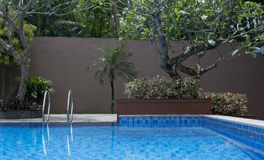 Barat Bale Mulia, Posisi Pojok, Sleman Kota