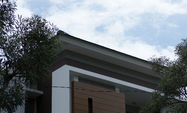 Barat Bale Mulia, Posisi Pojok, Sleman Kota