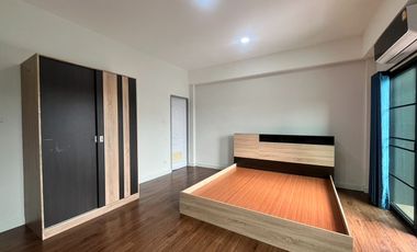 Modern Style Town home for rent and for sale in Lamphun