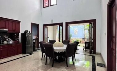 Dijual Rumah di Cempaka Putih 2 Lantai Kondisi Bagus LT 382 Hadap Selatan