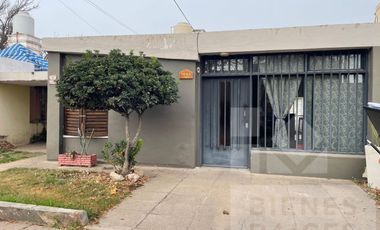 Casa en VENTA Barrio Res. Velez Sarsfield