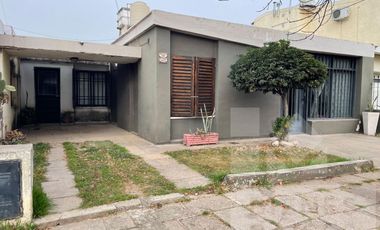 Casa en VENTA Barrio Res. Velez Sarsfield