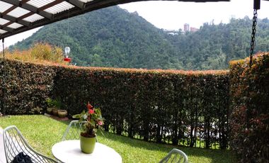 Vendo hermosa casa en conjunto cerrado en sector La Florida de 149m2.