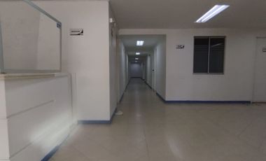 Local en arriendo en la Avenida 30 de agosto
