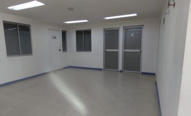 Local en arriendo en la Avenida 30 de agosto