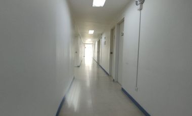 Local en arriendo en la Avenida 30 de agosto