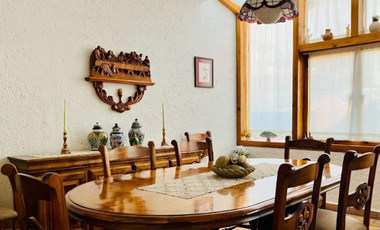 BELLISIMA Y ACOGEDORA CASA EN HERMOSO Y PRIVADO CONDOMINIO, EN ZONA MUY TRANQUILA Y ALEJADA DEL AJETRO Y CONTAMINACIÓN DE LA CIUDAD.