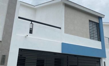 SE VENDE CASA EN FRACCIONAMIENTO EN Almería, Almería, Apodaca, N.L., México