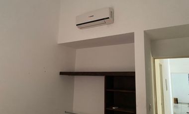 SE VENDE CASA EN FRACCIONAMIENTO EN Almería, Almería, Apodaca, N.L., México