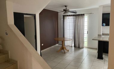 SE VENDE CASA EN FRACCIONAMIENTO EN Almería, Almería, Apodaca, N.L., México