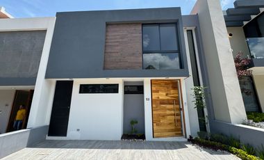 CASA EN VENTA EN PRADERAS ALTOZANO