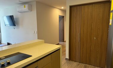 DEPARTAMENTO RENTA AMUEBLADO TORRE ALTANA CON BALCON
