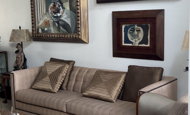 Casa en venta , sector Samborondón, al pie del río.