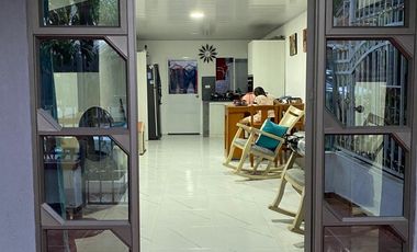 CASA REMODELADA EN VENTA BARRIO LA CAROLINA