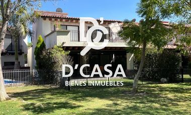 Se vende casa en Casco Viejo