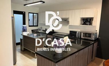 Se vende casa en Casco Viejo