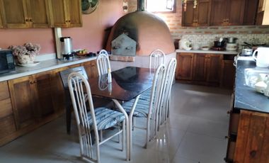 VENTA DE PROPIEDAD EN GUAYLLABAMBA, QUINTA, PISCINA, LAGUNA EN GUAYLLABAMBA