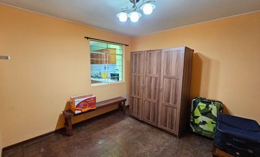 Se Vende Amplia Casa En San Felipe, At187M2 En Esquina