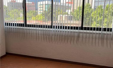 DEL VALLE NORTE VENDE COMODO DEPARTAMENTO