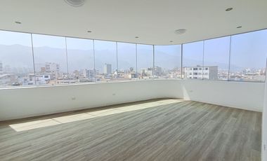 Departamento en Venta en Mayorazgo, Límite con La Molina, 3 dormitorios, Vista a Parque