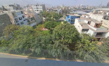 Departamento en Venta en Mayorazgo, Límite con La Molina, 3 dormitorios, Vista a Parque