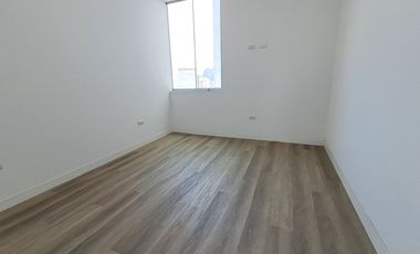 Departamento en Venta en Mayorazgo, Límite con La Molina, 3 dormitorios, Vista a Parque