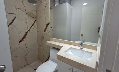 Departamento en Venta en Mayorazgo, Límite con La Molina, 3 dormitorios, Vista a Parque