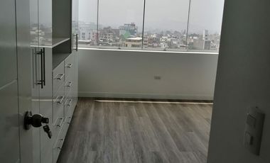 Departamento en Venta en Mayorazgo, Límite con La Molina, 3 dormitorios, Vista a Parque