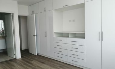 Departamento en Venta en Mayorazgo, Límite con La Molina, 3 dormitorios, Vista a Parque