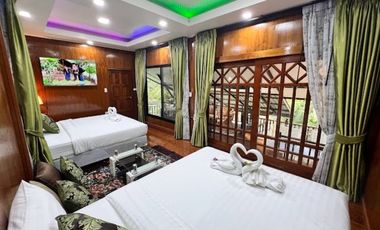 Best Reviewed Excellent Resort Located by the Water near Bangkok for Sale