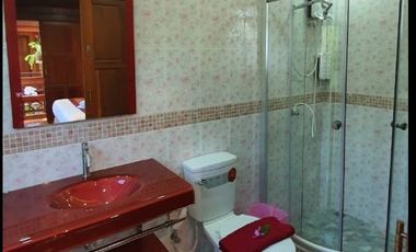 Best Reviewed Excellent Resort Located by the Water near Bangkok for Sale