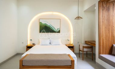 Newly Completed Tabanan Villa: Ocean Views, Rooftop Terrace, and 5-Minute Walk to the Beach