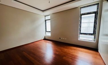 FOR SALE: BRAND NEW TOWNHOUSE IN MANDALUYONG