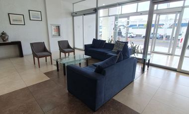 Oficina de 104 m² en piso 10 de Torre 1519. Excelente vista al mar