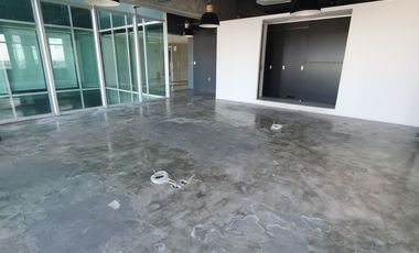 Oficina de 104 m² en piso 10 de Torre 1519. Excelente vista al mar