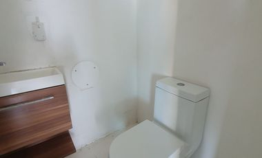 Oficina de 104 m² en piso 10 de Torre 1519. Excelente vista al mar