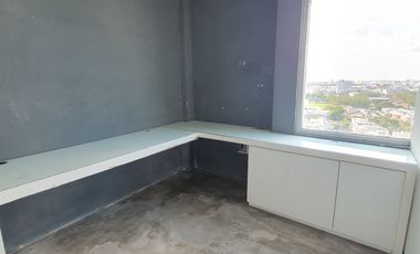 Oficina de 104 m² en piso 10 de Torre 1519. Excelente vista al mar