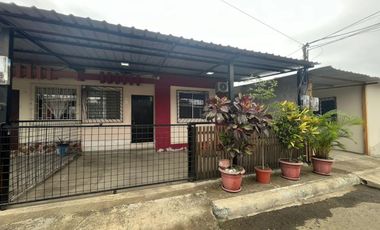 casa de venta en ciudad jardín Manta