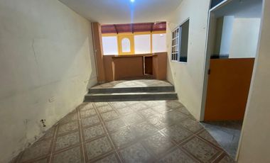 SE VENDE PROPIEDAD, CON PISCINA, Y PISTA DE BAILE
