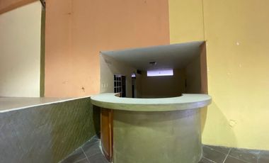 SE VENDE PROPIEDAD, CON PISCINA, Y PISTA DE BAILE