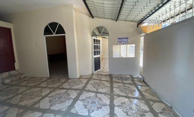 SE VENDE PROPIEDAD, CON PISCINA, Y PISTA DE BAILE
