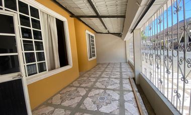 SE VENDE PROPIEDAD, CON PISCINA, Y PISTA DE BAILE