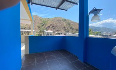 SE VENDE PROPIEDAD, CON PISCINA, Y PISTA DE BAILE