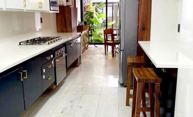 En VENTA Residencia con Alberca en el Fracc. Reforma