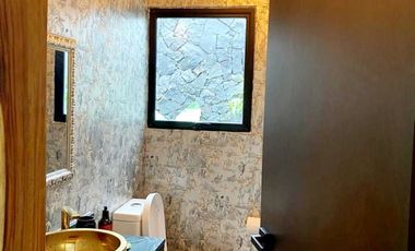 En VENTA Residencia con Alberca en el Fracc. Reforma