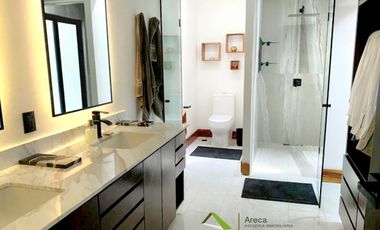 En VENTA Residencia con Alberca en el Fracc. Reforma